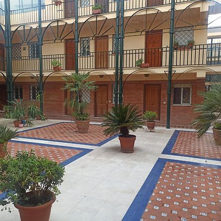 En Patio Sevillano Alameda-Isla Magica Zewnętrze zdjęcie